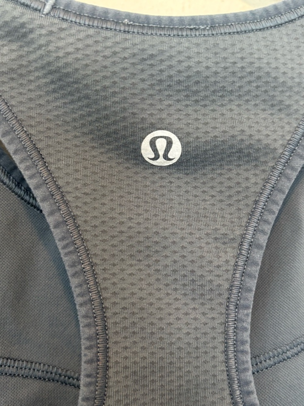 lululemon athletica Slate Blue High-Neck Performance Crop Top - Picture 3 of 4